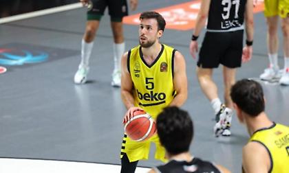 Διατήρησε το απόλυτο η Φενέρμπαχτσε