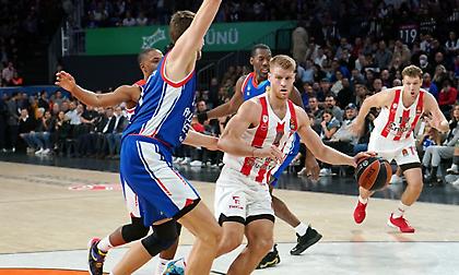 Ζέρβας: «Λείπει ένας ακόμη χειριστής από τον Ολυμπιακό»