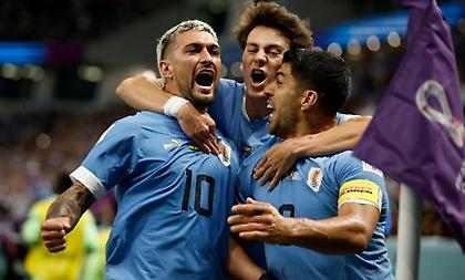 Ολιγωρία για... πρόστιμο από τους Γκανέζους αμυντικούς, προβάδισμα για Ουρουγουάη με Ντε Αρασκαέτα!