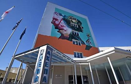 Θεσσαλονίκη: Φορτηγάκι παρέσυρε 23χρονο - Σε σοβαρή κατάσταση στο ΑΧΕΠΑ