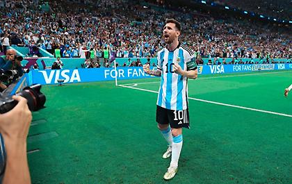 Ο Μέσι κουβαλάει ολομόναχος ένα έθνος 45 εκατ. ανθρώπων στην πλάτη του!