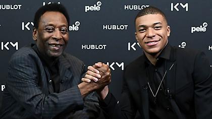 Εμπαπέ για Πελέ: «Προσευχηθείτε για τον βασιλιά»