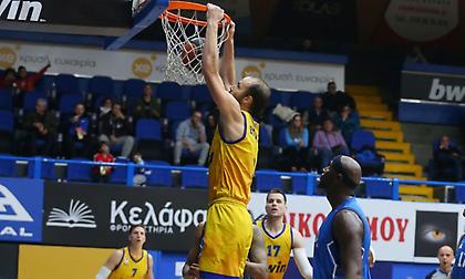 Υπέταξε τον Ιωνικό και συνεχίζει την ξέφρενη πορεία του το Περιστέρι bwin!