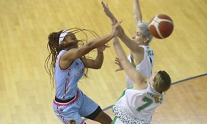 Νίκησε και τη Δάφνη και παρέμεινε στην τετράδα η Νίκη Λευκάδας