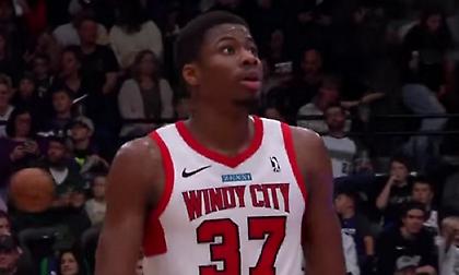 Εντυπωσιακό νταμπλ-νταμπλ από Κώστα Αντετοκούνμπο στην G League