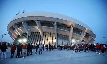 Έφτασαν στο ΣΕΦ Ολυμπιακός και Παναθηναϊκός