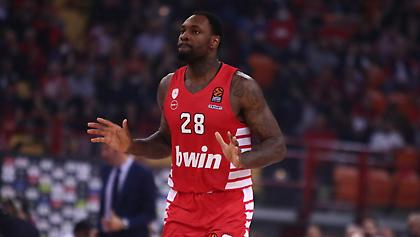 Χωρίς Μπλακ στο ντέρμπι ο Ολυμπιακός