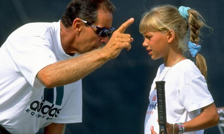 Νικ Μπολετιέρι: «Έφυγε» ο θρυλικός προπονητής τένις