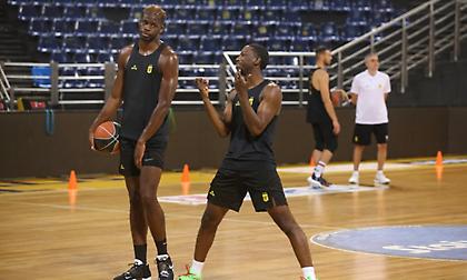 Προπονήθηκαν Χάγκινς, Πακ στον Άρη