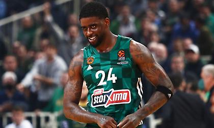 Τα highlights του ασταμάτητου Μπέικον κόντρα στην Αρμάνι