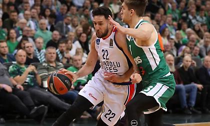 Ακάθεκτη η Εφές, πέρασε κι από το Κάουνας!