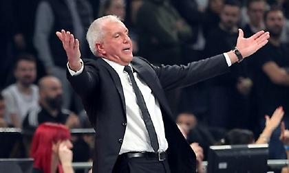 «Μάντρωσε» τους παίκτες του για βίντεο μετά την ήττα στο ντέρμπι ο Ομπράντοβιτς