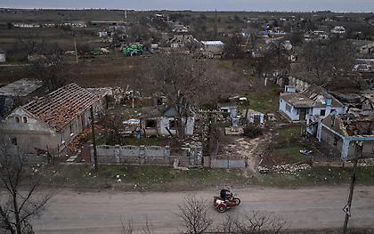 Πόλεμος στην Ουκρανία: Νεκροί και τραυματίες στη Χερσώνα