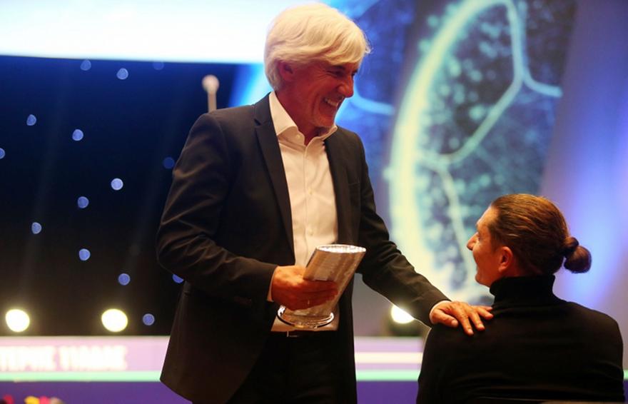 Ατελείωτo respect στον Ιβάν Γιοβάνοβιτς