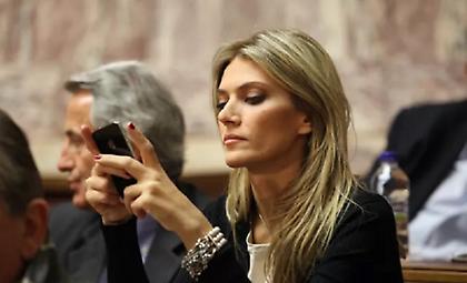 Μανταλένα Καϊλή: Αδυνατώ να πιστέψω τις κατηγορίες κατά της αδελφής μου