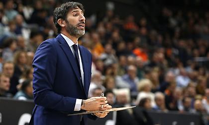 Μουμπρού: «Παίζει καλά ο Παναθηναϊκός»