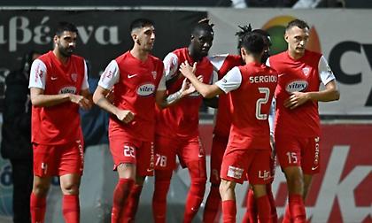 Πλησίασε την εξάδα η Νέα Σαλαμίνα