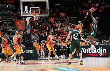 Πετρίδης: «Ανησυχητικό ότι δεν υπάρχει εναλλακτικό σχέδιο για τον Μπέικον στον Παναθηναϊκό»