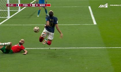 Τρομερό σπριντ ο Εμπαπέ, τον σταμάτησε με φοβερό τάκλιν ο Άμπραμπατ