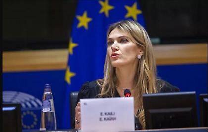 Προ των πυλών του βελγικού δικαστηρίου η Εύα Καϊλή - Κρίνεται η προφυλάκισή της ή μη
