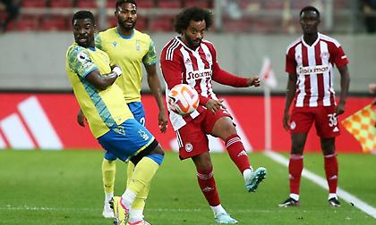 Μαγεία Μαρσέλο: Και δεύτερη γκολάρα για το 4-1 του Ολυμπιακού!