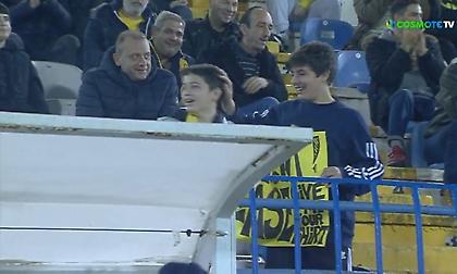 Πιτσιρικάς πήρε σουβενίρ τη φανέλα του Λιβάι και τη φίλησε