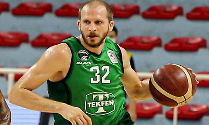 Αποσύρεται από την ενεργό δράση ο Σινάν Γκιουλέρ