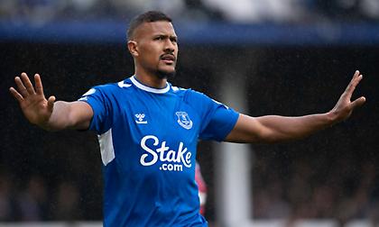 Αφήνει ελεύθερο τον Ροντόν η Έβερτον