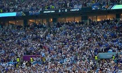 Χαμός σε σπίτια, σκηνές, αεροπλάνα: Οι Αργεντινοί πανηγυρίζουν την κατάκτηση του Μουντιάλ