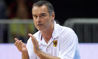 Επέστρεψε στον πάγκο της Γερμανίας ο Ντιρκ Μπάουερμαν!