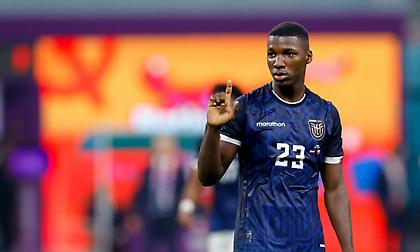 Τσέλσι και Λίβερπουλ για Καϊσέδο