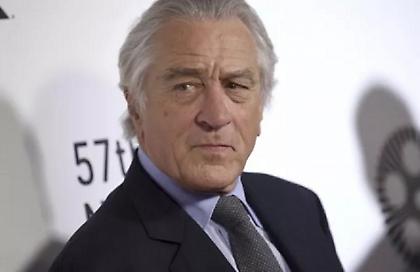 Εισέβαλε στο σπίτι του Ρόμπερτ Ντε Νίρο κι επιχείρησε να κλέψει δώρα από το χριστουγεννιάτικο δέντρο