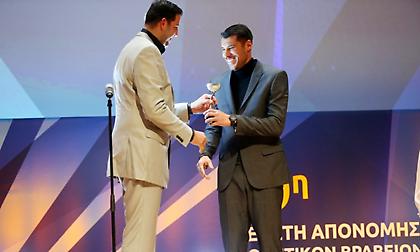 Βραβεία ΠΣΑΤ: Τιμήθηκε για την προσφορά του ο Πρίντεζης