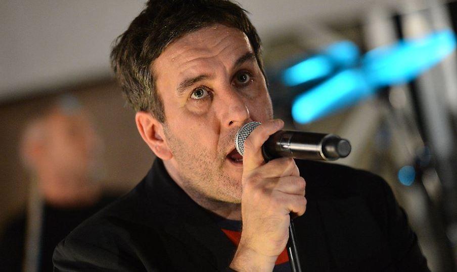 Πέθανε στα 63 του ο τραγουδιστής των The Specials