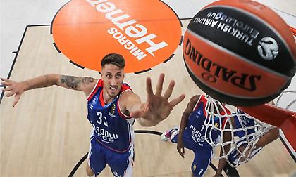 Φεύγει από την Εφές ο Πολονάρα!