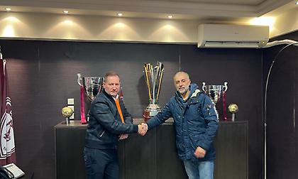 Επίσημο: Προπονητής της ΑΕΛ ο Γιάννης Ταουσιάνης