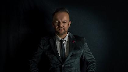 Ζαφείρης Πασιαλής: Δισκογραφικό comeback με μία δυναμική μπαλάντα-έκπληξη (βίντεο)