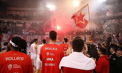 Η εντυπωσιακή ατμόσφαιρα που δημιούργησαν οι φίλοι του Ολυμπιακού στο παιχνίδι με τον Ερυθρό Αστέρα