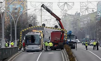 Δυστύχημα-Βουκουρέστι: Στην Ελλάδα οι πρώτοι επιβαίνοντες - Βγήκε από το κώμα η τραυματίας
