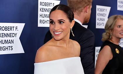«Ονειρεύομαι να της πετάνε περιττώματα»- Η Sun ζητά συγγνώμη για άρθρο γνώμης για τη Μέγκαν Μαρκλ
