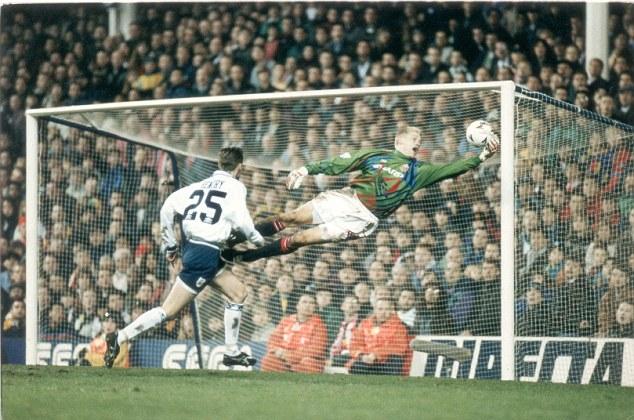 Κουίζ: Βρες το όνομα του κορυφαίου ξένου τερματοφύλακα!