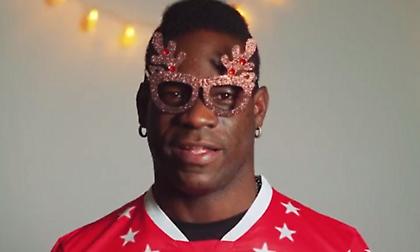 Επικός Μπαλοτέλι, μοίρασε ευχές και φιλιά σε βίντεο της Σιόν