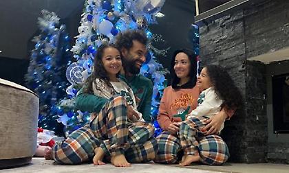 Η χριστουγεννιάτικη φωτογραφία του Σαλάχ