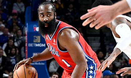 «Βόμβα» από Χάρντεν: Σκέφτεται σοβαρά την επιστροφή στους Ρόκετς!