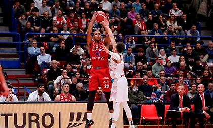 Έπαιξε όσο χρειάστηκε η Αρμάνι