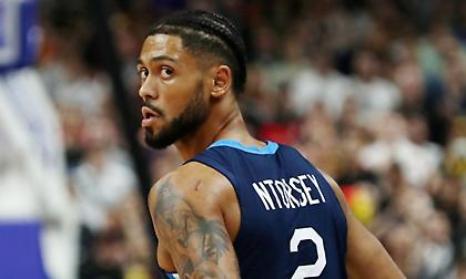 Έχει ήδη προσεγγίσει τον Ντόρσεϊ η Μονακό