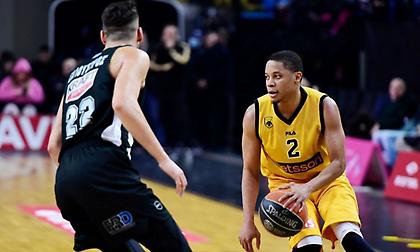 Ανησυχία στην ΑΕΚ με Φρέιζερ και Μίτσελ