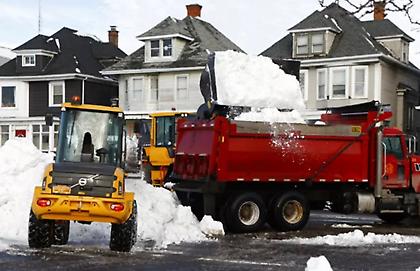 Χιονοθύελλα στις ΗΠΑ: Στους 34 οι νεκροί στην Πολιτεία της Νέας Υόρκης