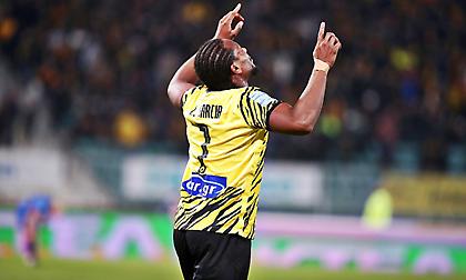 Super League: Η κορυφαία ενδεκάδα της 15ης αγωνιστικής