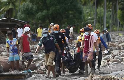 Φιλιππίνες: Τουλάχιστον 33 άνθρωποι έχουν χάσει τη ζωή τους από τις πλημμύρες